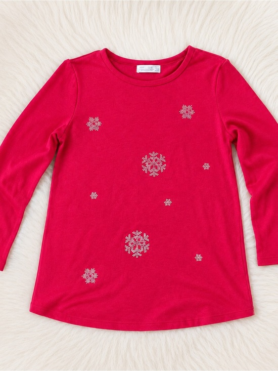 89th & Madison Tops - Red comfy red long sleeve shirt XS with sparkling rhinestones snowflakes